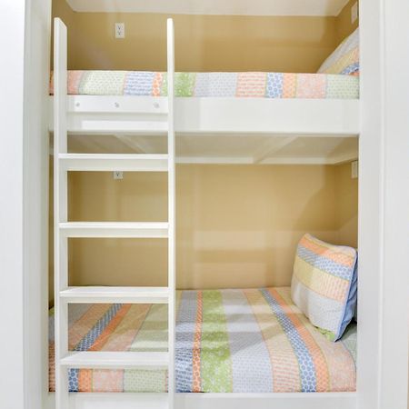 Bright And Modern Townhome Steps To Miramar Beach! Дестин Екстериор снимка